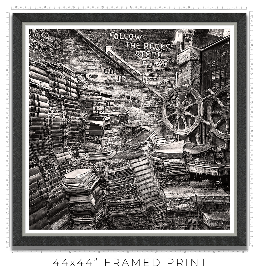 Libreria Acqua Alta - Igor Menaker Fine Art Photography