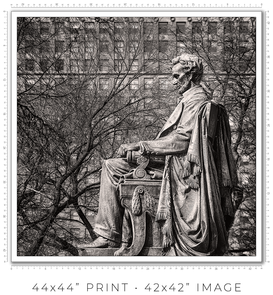 Abraham Lincoln Monument in Grant Park West View - Igor Menaker Fine Art Photography