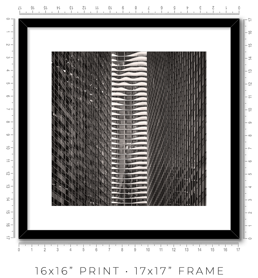Aqua Tower Between East Wacker Towers