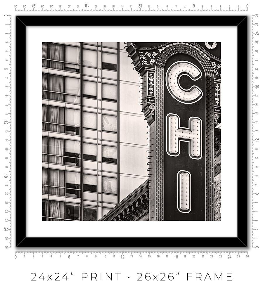 Chicago Theater Vertical Sign - Igor Menaker Fine Art Photography