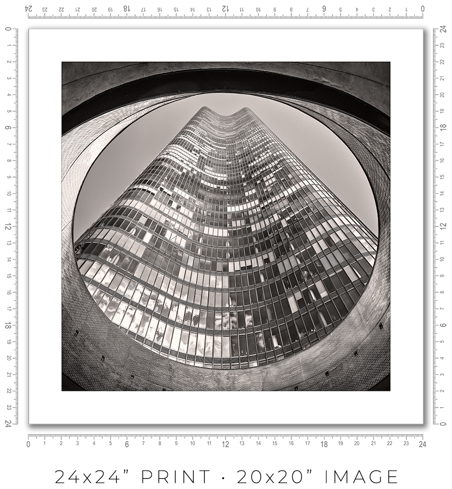 Lake Point Tower Entrance Circle