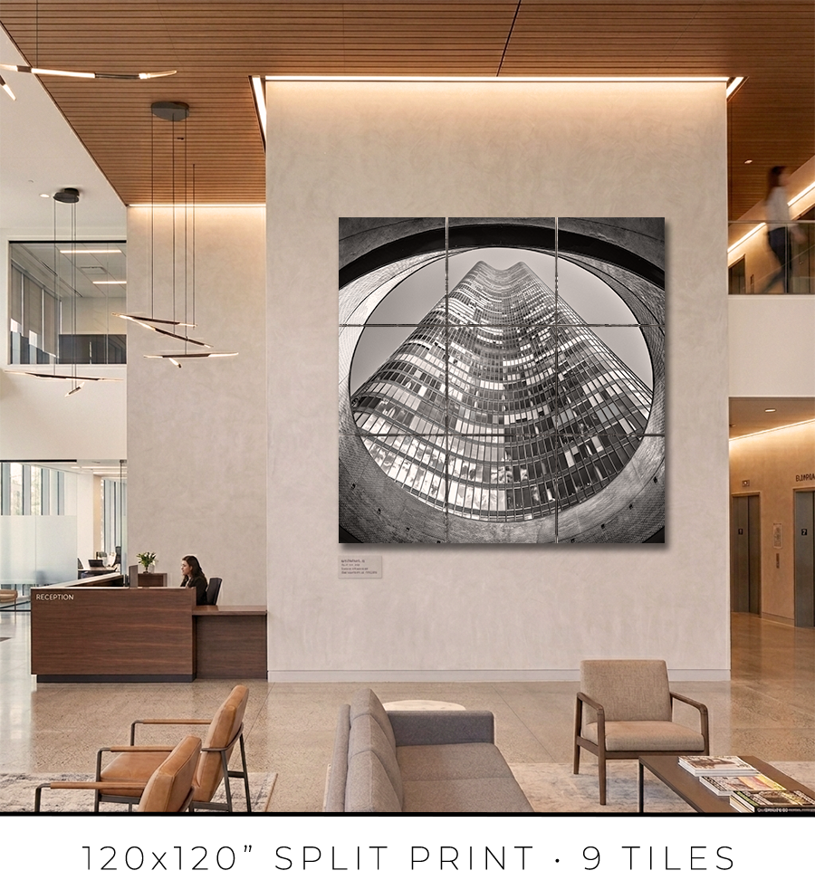 Lake Point Tower Entrance Circle