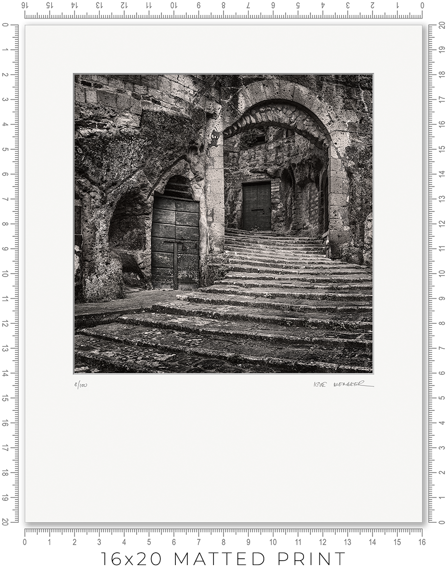 Porta di Sovana - Igor Menaker Fine Art Photography