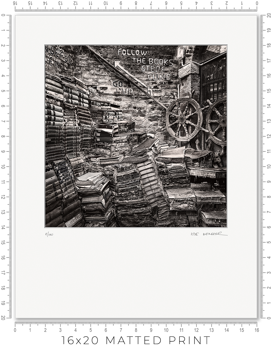 Libreria Acqua Alta - Igor Menaker Fine Art Photography