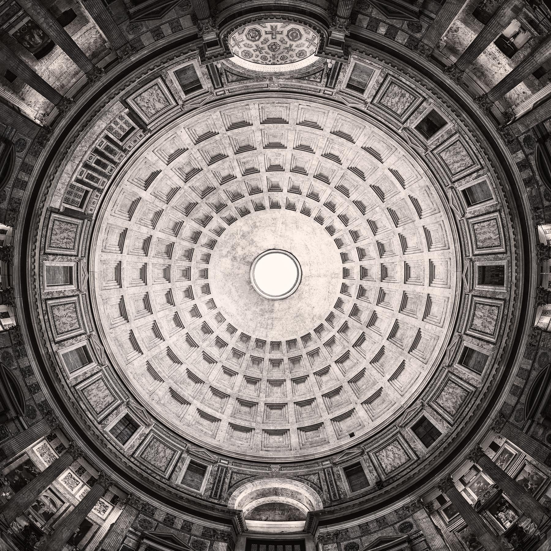Pantheon in Rome - Igor Menaker Fine Art Photography