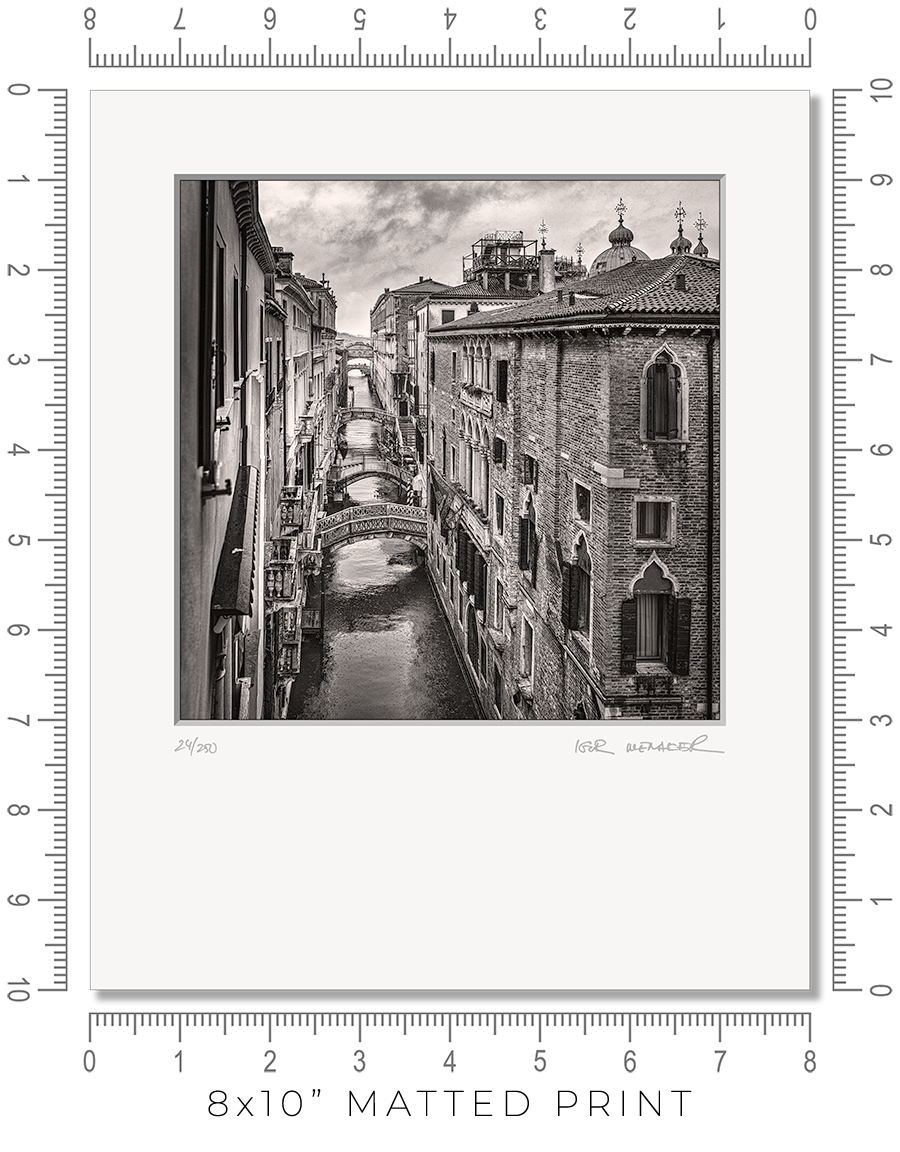 Rio del Palazzo in Venice - Igor Menaker Fine Art Photography