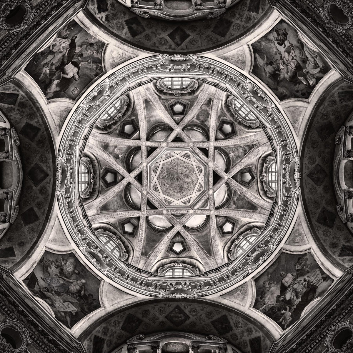 Geometry of Transcendence