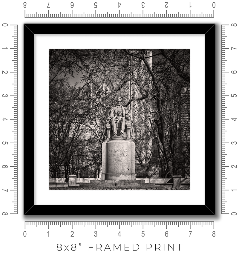 Abraham Lincoln Monument in Grant Park North
