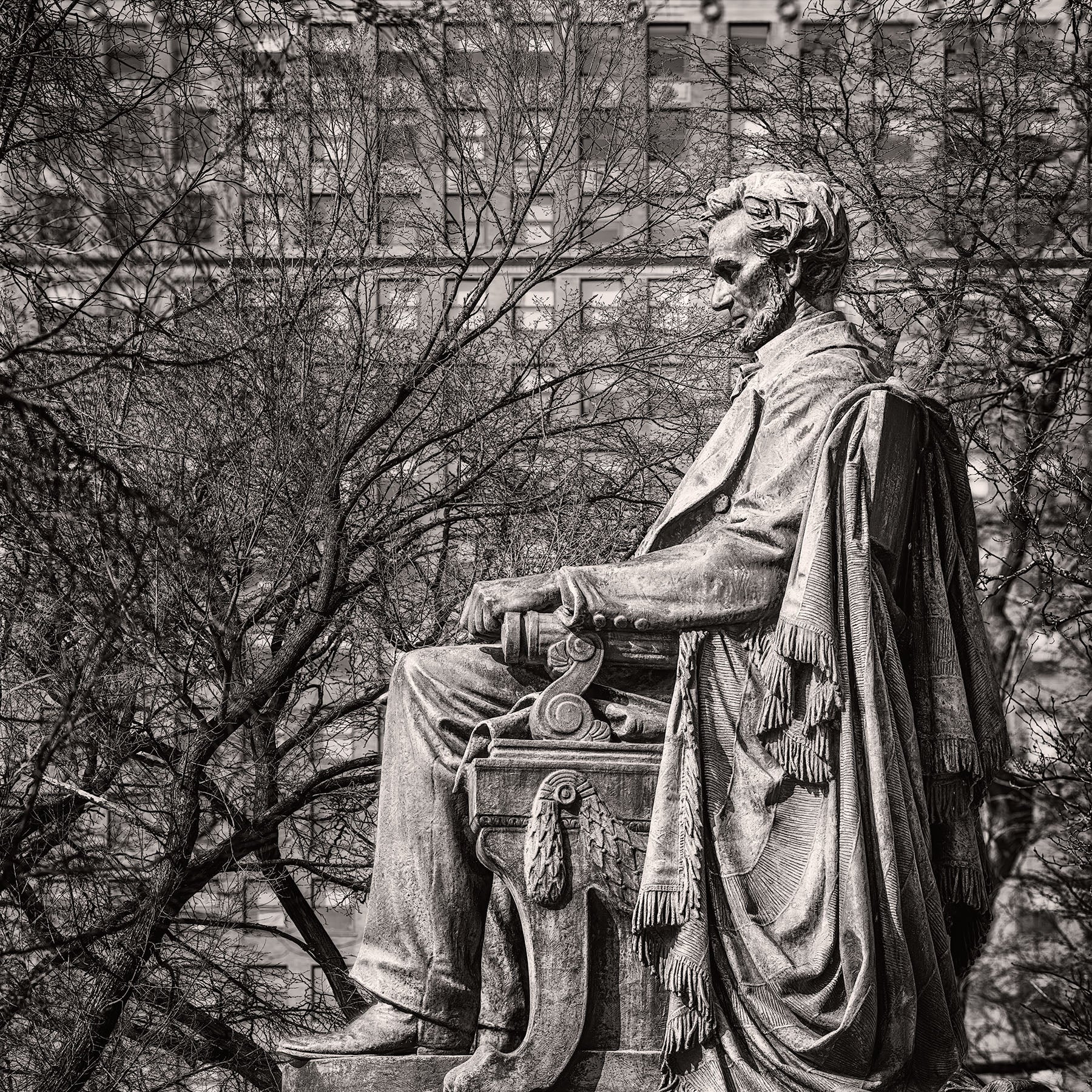 Abraham Lincoln Monument in Grant Park West View - Igor Menaker Fine Art Photography