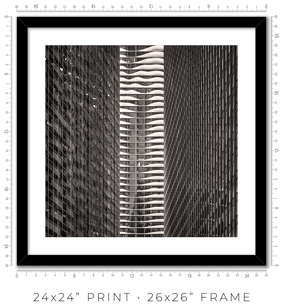 Aqua Tower Between East Wacker Towers