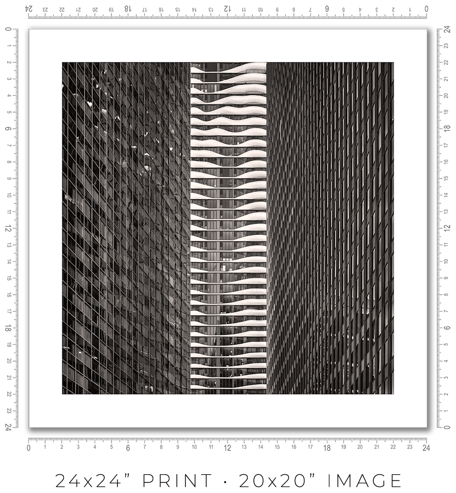Aqua Tower Between East Wacker Towers