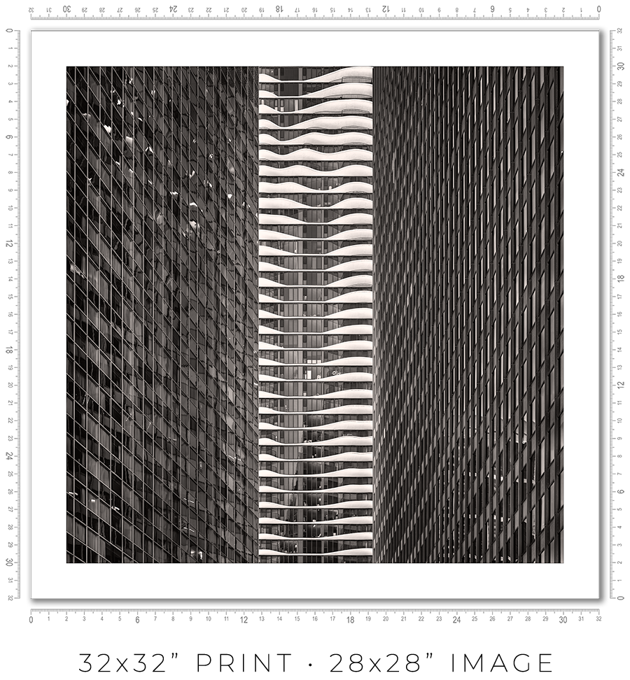 Aqua Tower Between East Wacker Towers
