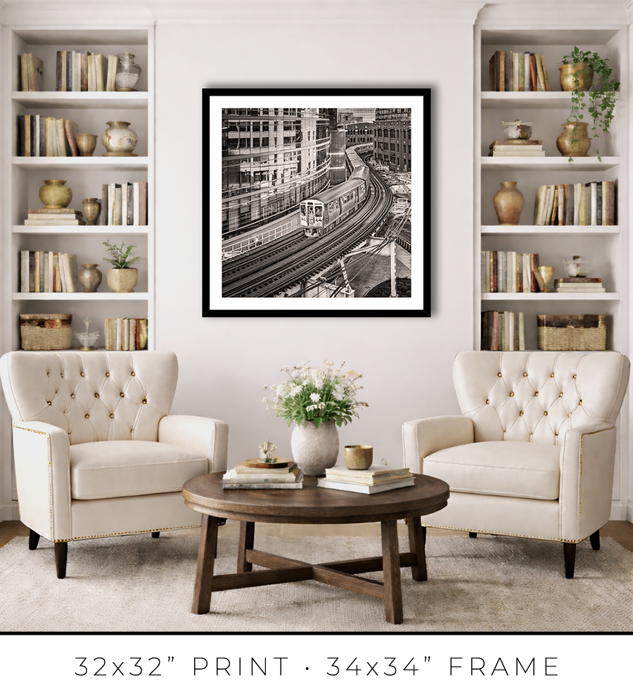 Chicago L Hubbard Curve - Igor Menaker Fine Art Photography