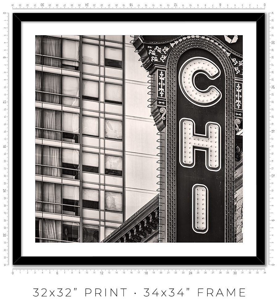 Chicago Theater Vertical Sign - Igor Menaker Fine Art Photography