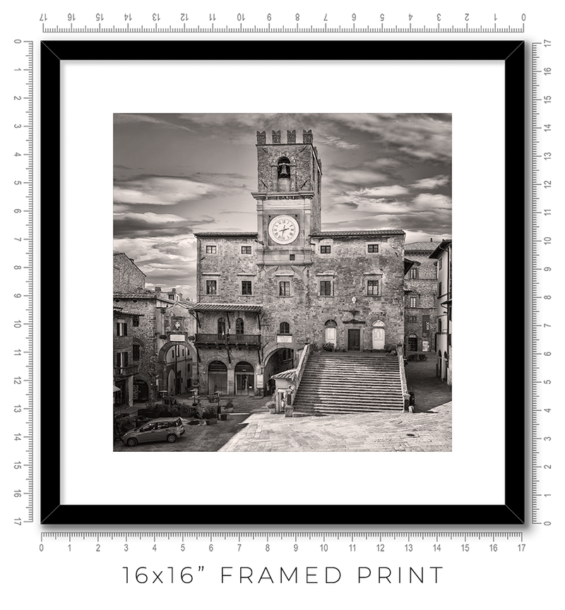 Cortona Piazza