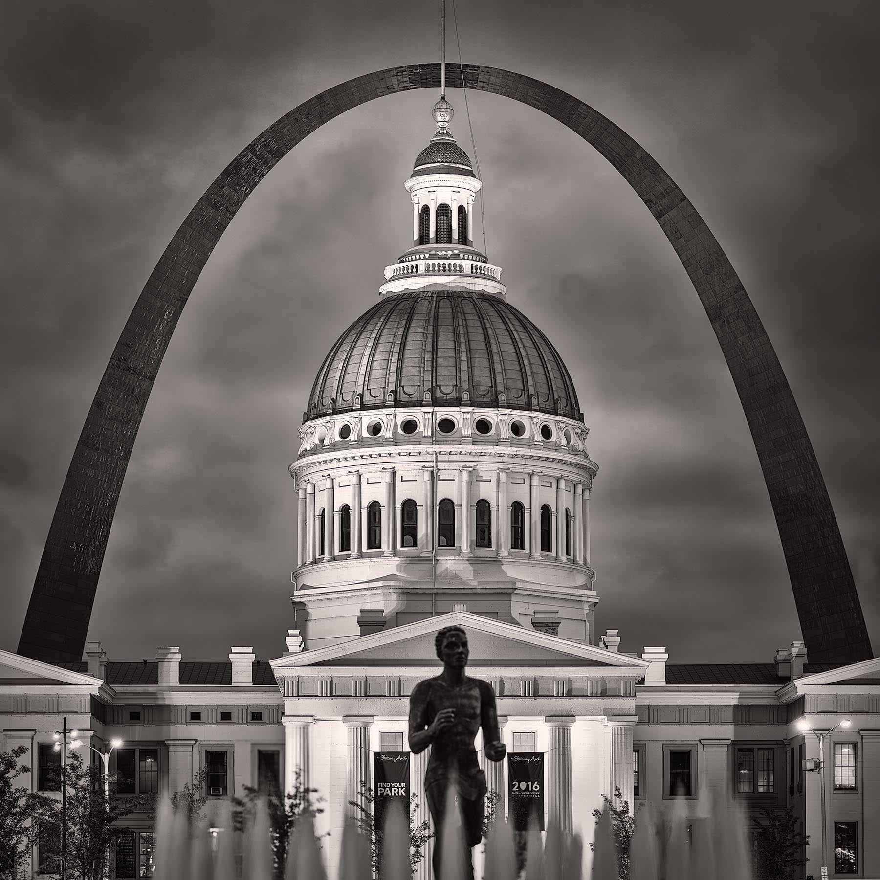 Old Courthouse - Igor Menaker Fine Art Photography