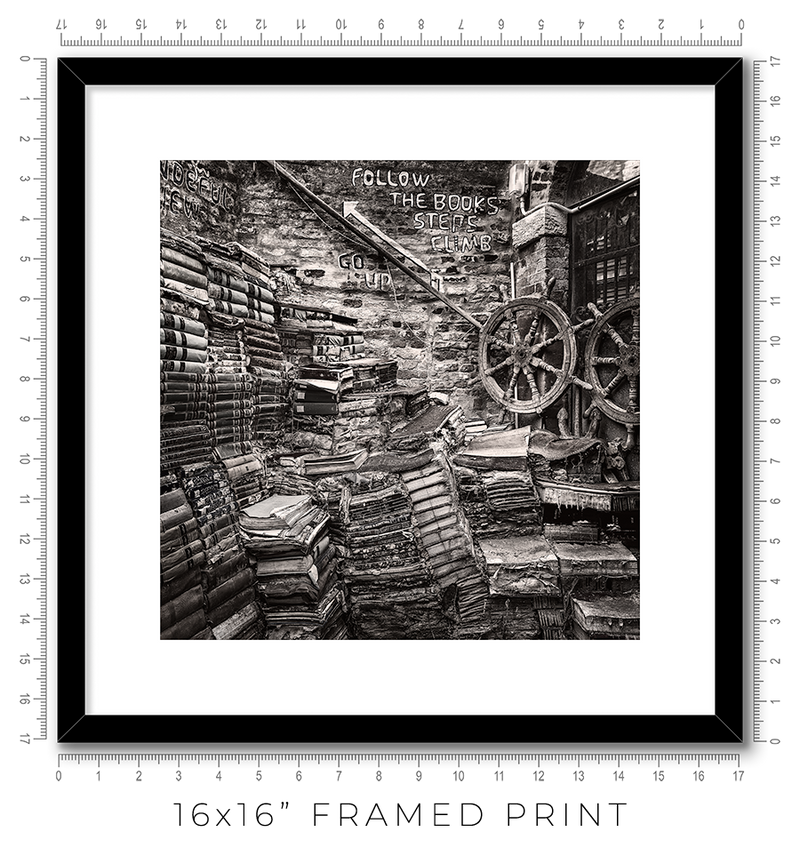 Libreria Acqua Alta - Igor Menaker Fine Art Photography