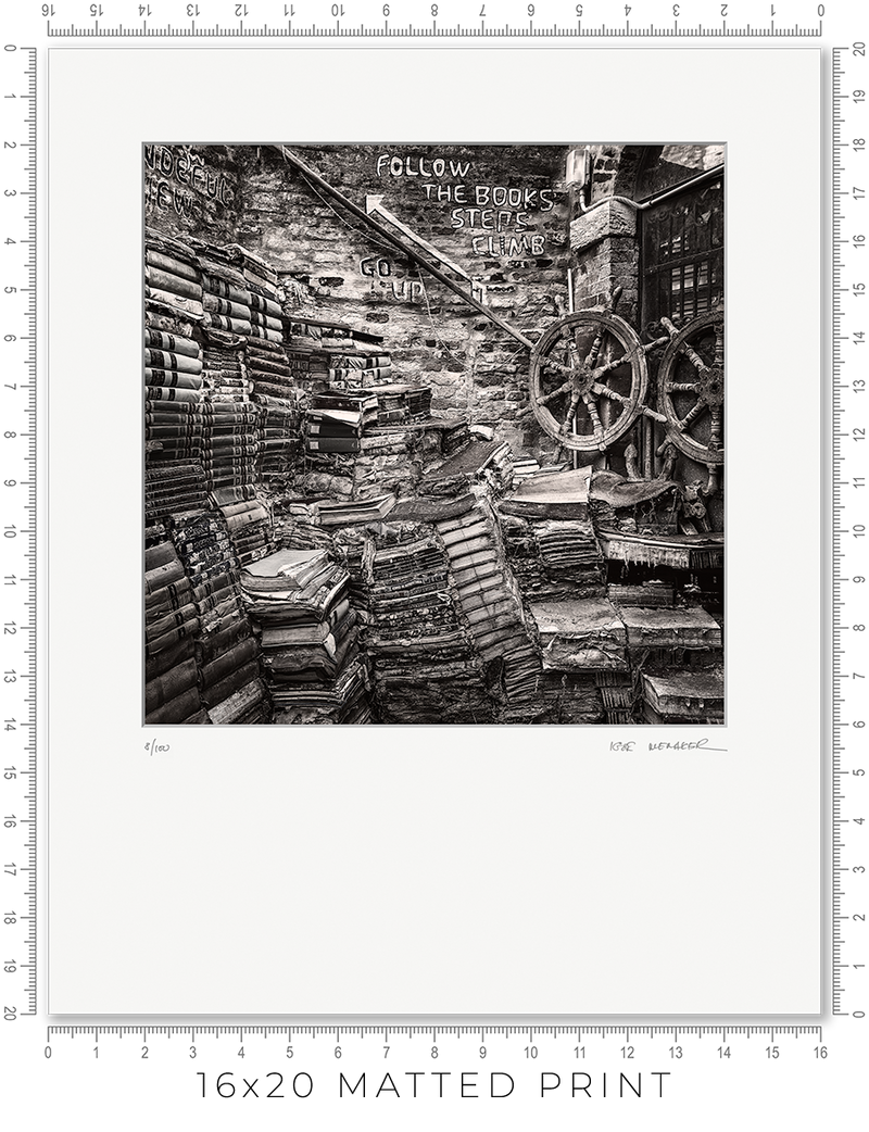 Libreria Acqua Alta - Igor Menaker Fine Art Photography