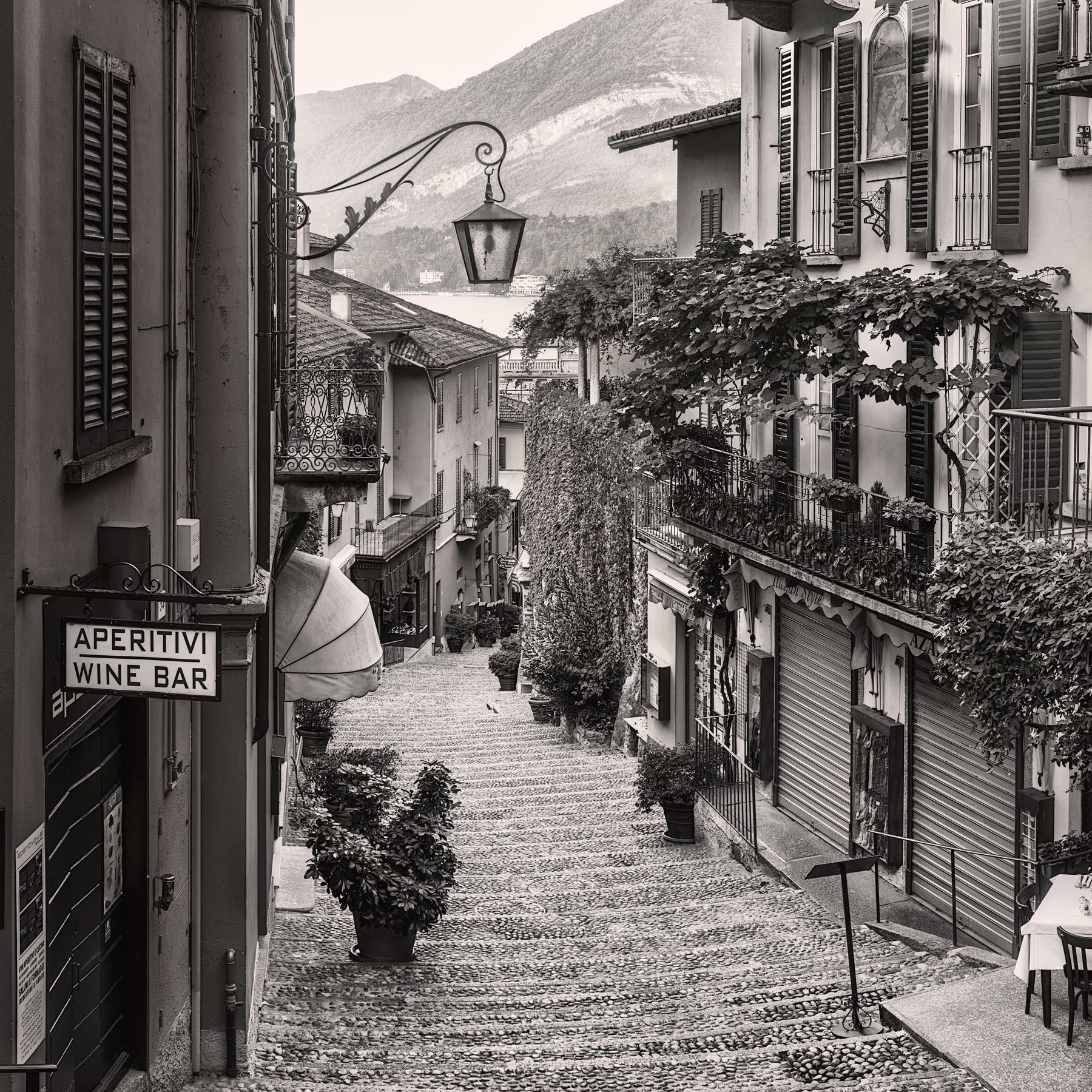 Bellagio Aperitivo - Igor Menaker Fine Art Photography