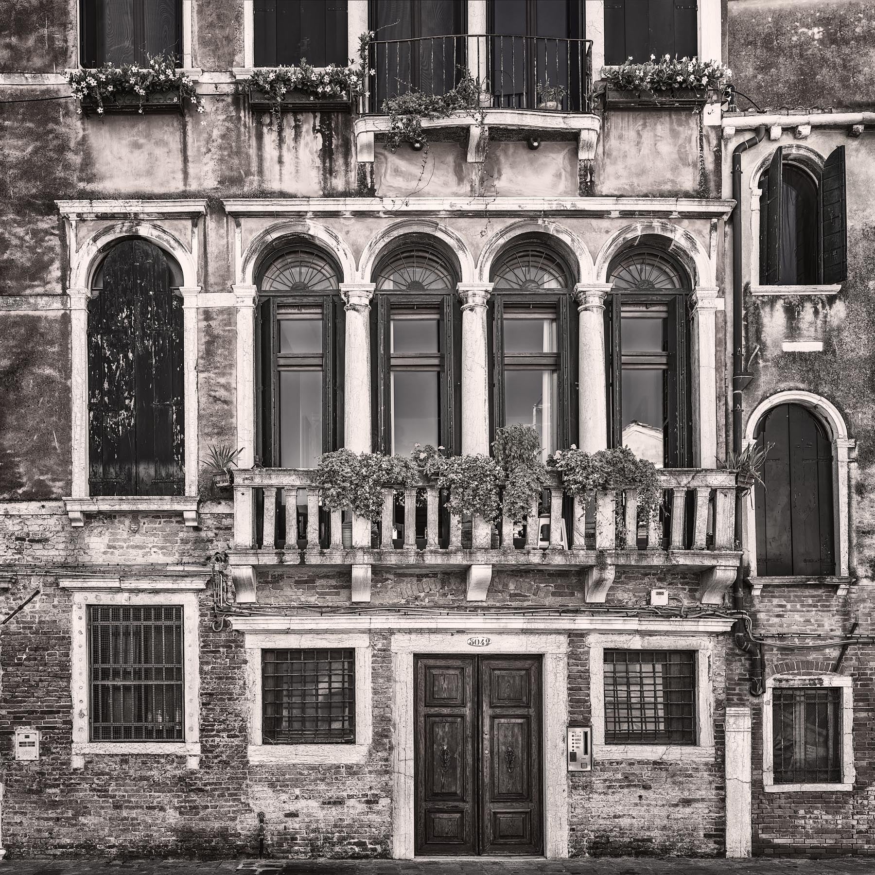 Campo Santa Margherita - Igor Menaker Fine Art Photography