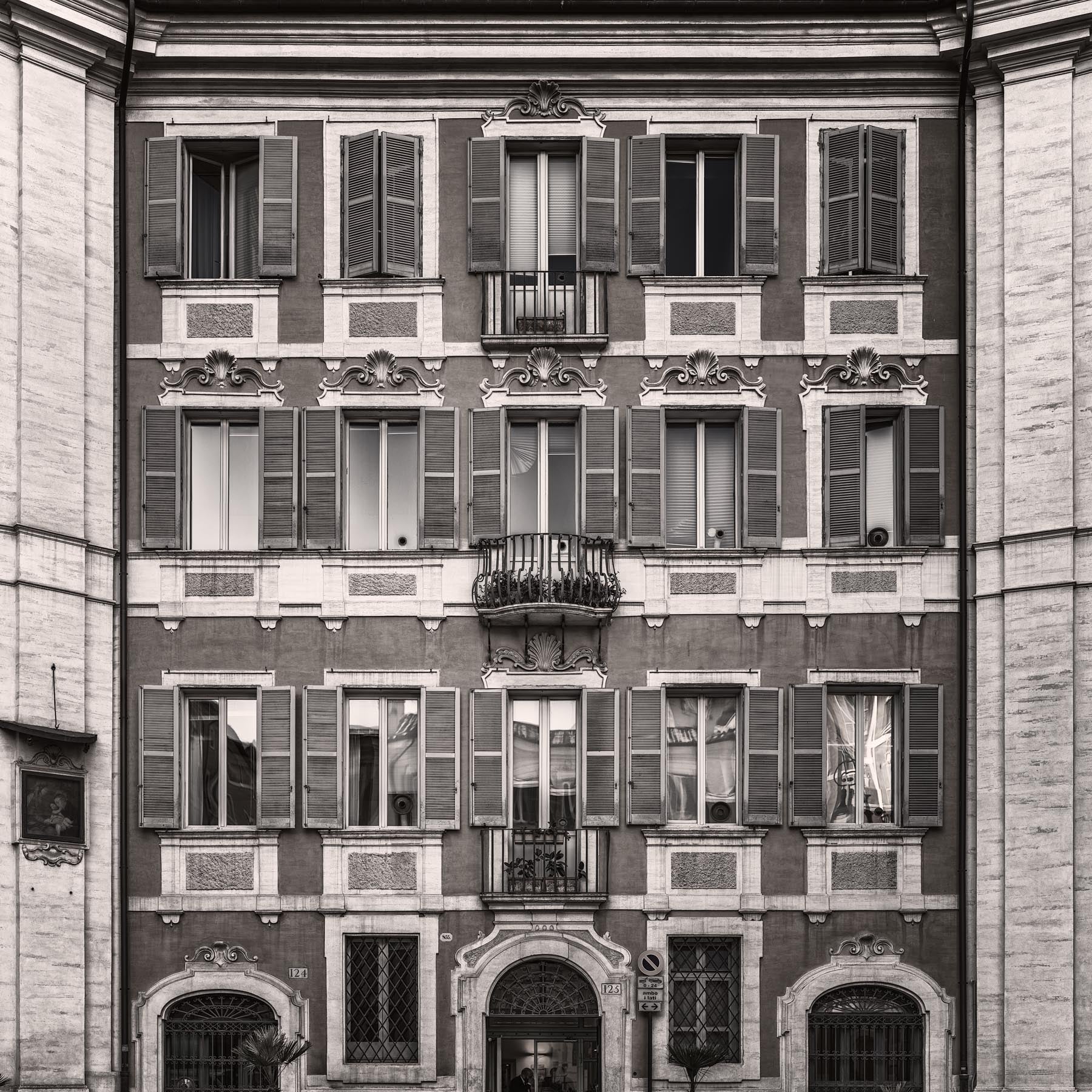 Piazza di Sant Ignazio - Igor Menaker Fine Art Photography